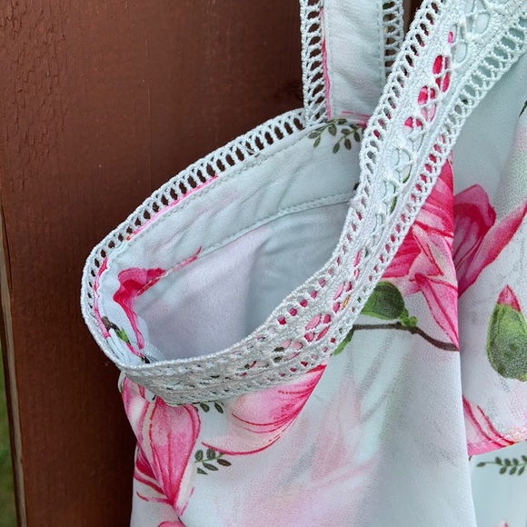 ***Fundraiser*** Oasis Floral Halter Maxi Dress - Picture 5 of 12